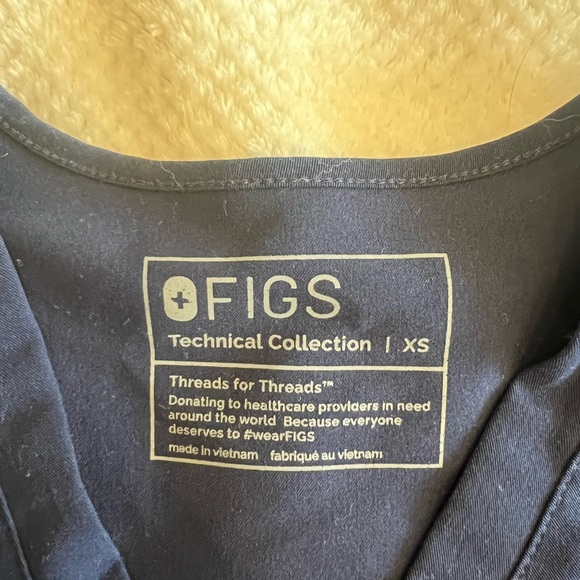 Figs Scrub Set - Picture 3 of 5